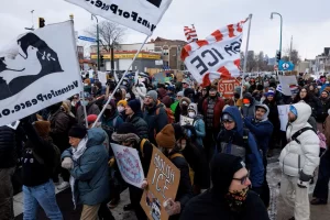 Trump Signals Possible Use of Insurrection Act as Minneapolis Protests Escalate