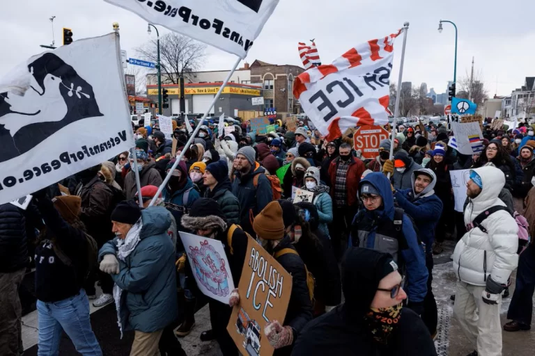 Trump Signals Possible Use of Insurrection Act as Minneapolis Protests Escalate