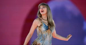 Taylor Swift Sets New Milestone With Songwriters Hall of Fame Induction
